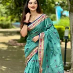 Elegant Traditional Look in Sea Green Silk Saree